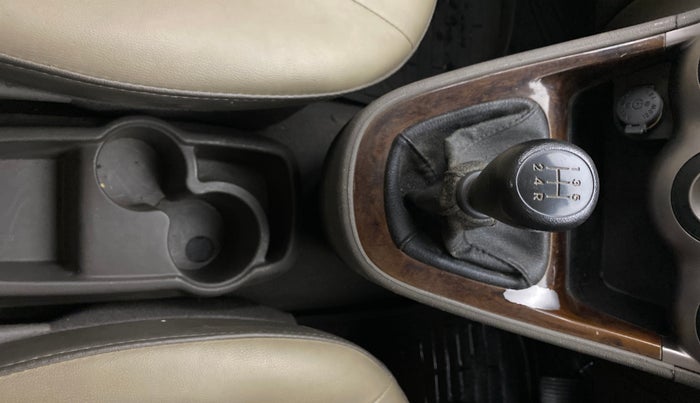 2015 Hyundai i10 MAGNA 1.1, Petrol, Manual, 28,251 km, Gear Lever