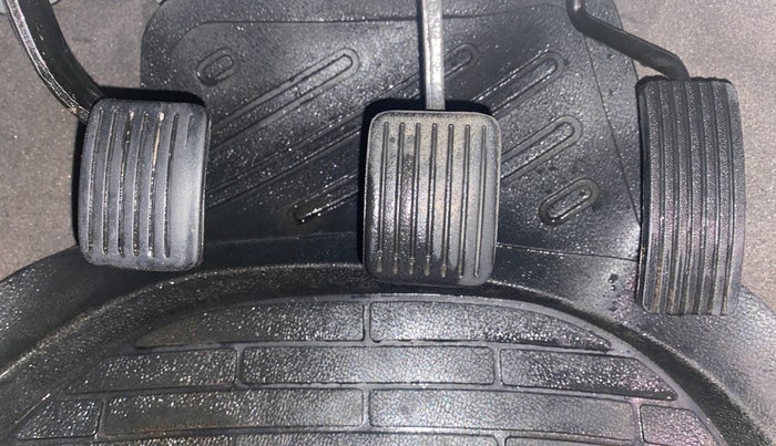 2015 Hyundai i10 MAGNA 1.1, Petrol, Manual, 28,251 km, Pedals