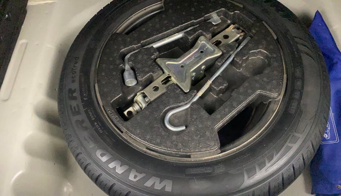 2022 Maruti Vitara Brezza LXI, Petrol, Manual, 28,462 km, Spare Tyre