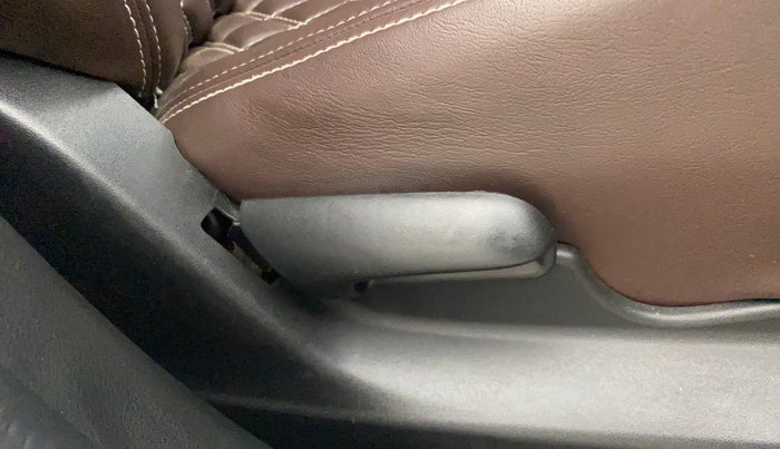 2022 Maruti Vitara Brezza LXI, Petrol, Manual, 28,462 km, Driver Side Adjustment Panel