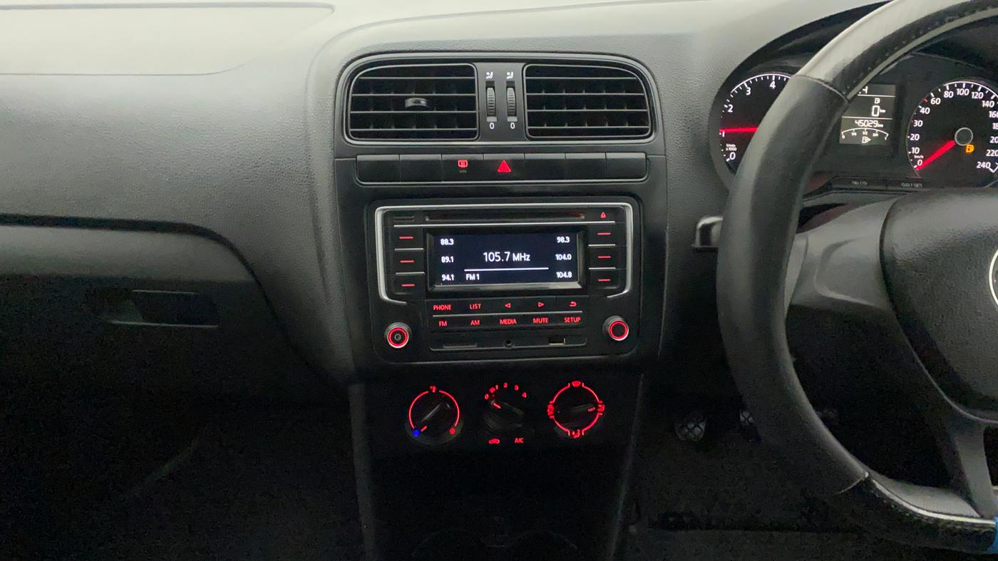 2020 Volkswagen Polo COMFORTLINE PLUS 1.0L MPI, Petrol, Manual, 45,029 km, Air Conditioner