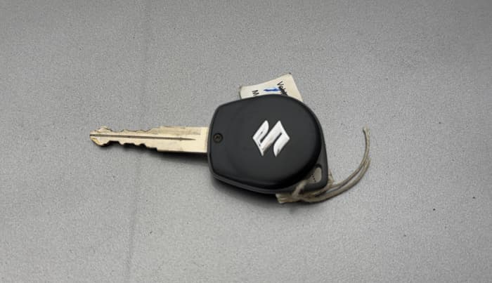 2014 Maruti Wagon R 1.0 VXI, Petrol, Manual, 52,808 km, Key Close Up