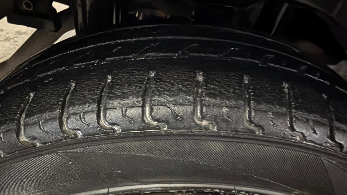 2015 Maruti Alto K10 VXI, Petrol, Manual, 82,149 km, Right Rear Tyre Tread