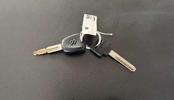 2015 Maruti Alto K10 VXI, Petrol, Manual, 82,149 km, Key Close Up