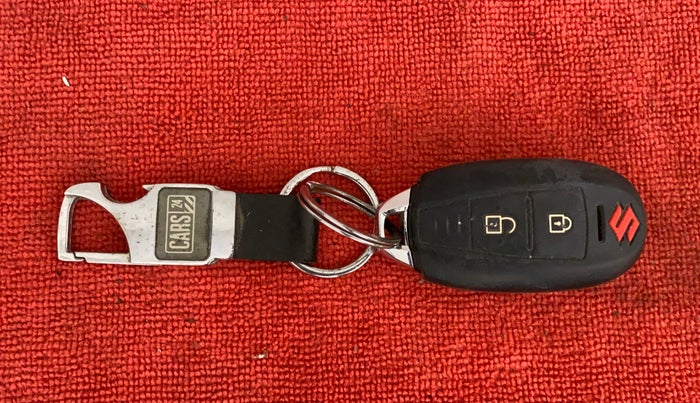 2018 Maruti Baleno ZETA CVT PETROL 1.2, Petrol, Automatic, 61,450 km, Key Close Up