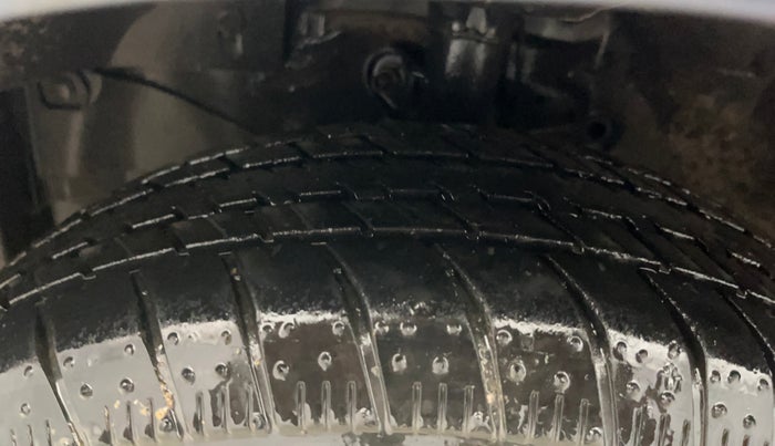 2016 Honda Amaze 1.2L I-VTEC S, Petrol, Manual, 92,186 km, Left Front Tyre Tread