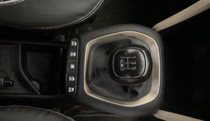 2020 Hyundai NEW SANTRO SPORTZ MT, Petrol, Manual, 43,391 km, Gear Lever