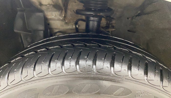 2016 Nissan Micra XV CVT, Petrol, Automatic, 1,36,896 km, Left Front Tyre Tread