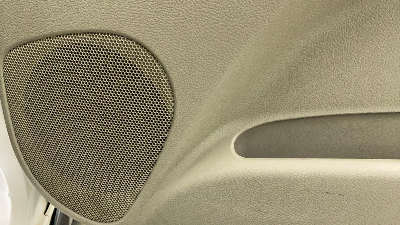 2014 Maruti Celerio VXI CNG, CNG, Manual, 1,03,434 km, Speaker