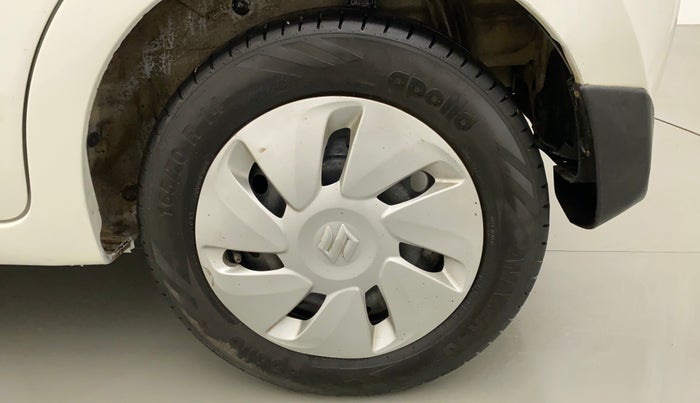 2014 Maruti Celerio VXI CNG, CNG, Manual, 1,03,434 km, Left Rear Wheel