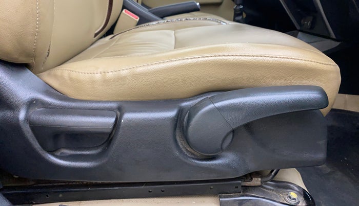 2015 Honda City 1.5L I-VTEC V MT, Petrol, Manual, 52,560 km, Driver Side Adjustment Panel