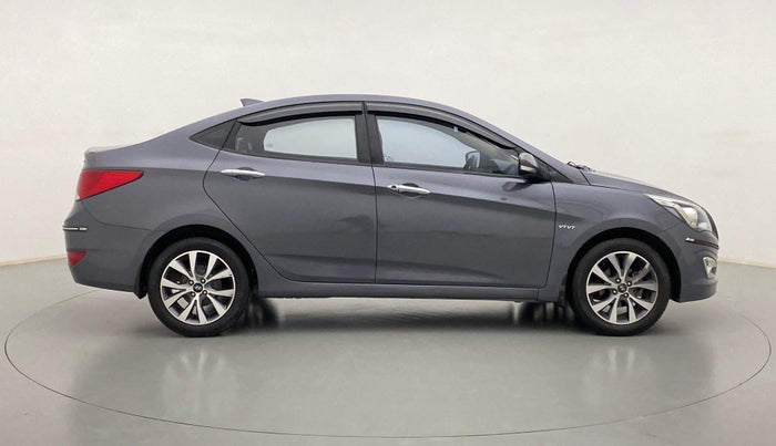 2016 Hyundai Verna FLUIDIC 1.6 SX VTVT, Petrol, Manual, 85,892 km, Right Side View