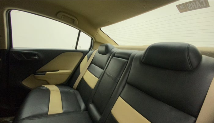 2018 Honda City 1.5L I-DTEC SV, Diesel, Manual, 73,514 km, Right Side Rear Door Cabin