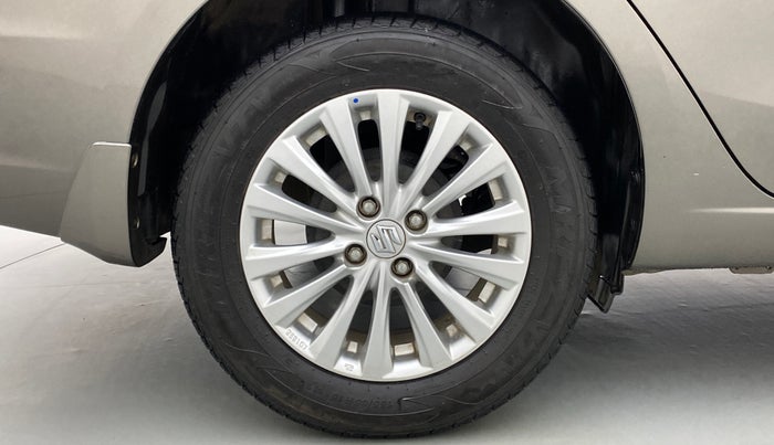 2019 Maruti Ciaz 1.5 ZETA VVT SHVS AT, Petrol, Automatic, 19,812 km, Right Rear Wheel