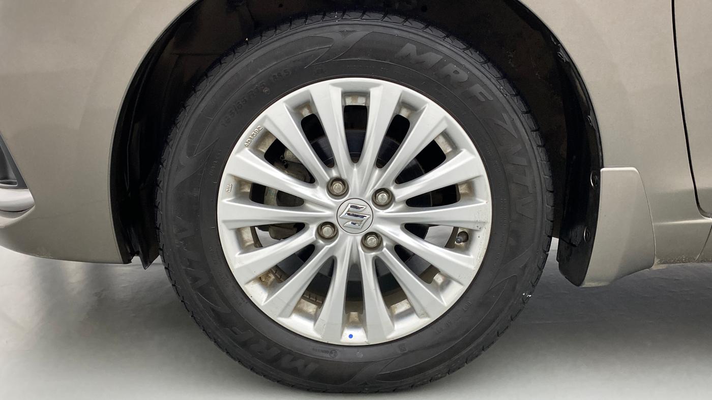 2019 Maruti Ciaz 1.5 ZETA VVT SHVS AT, Petrol, Automatic, 19,812 km, Left Front Wheel