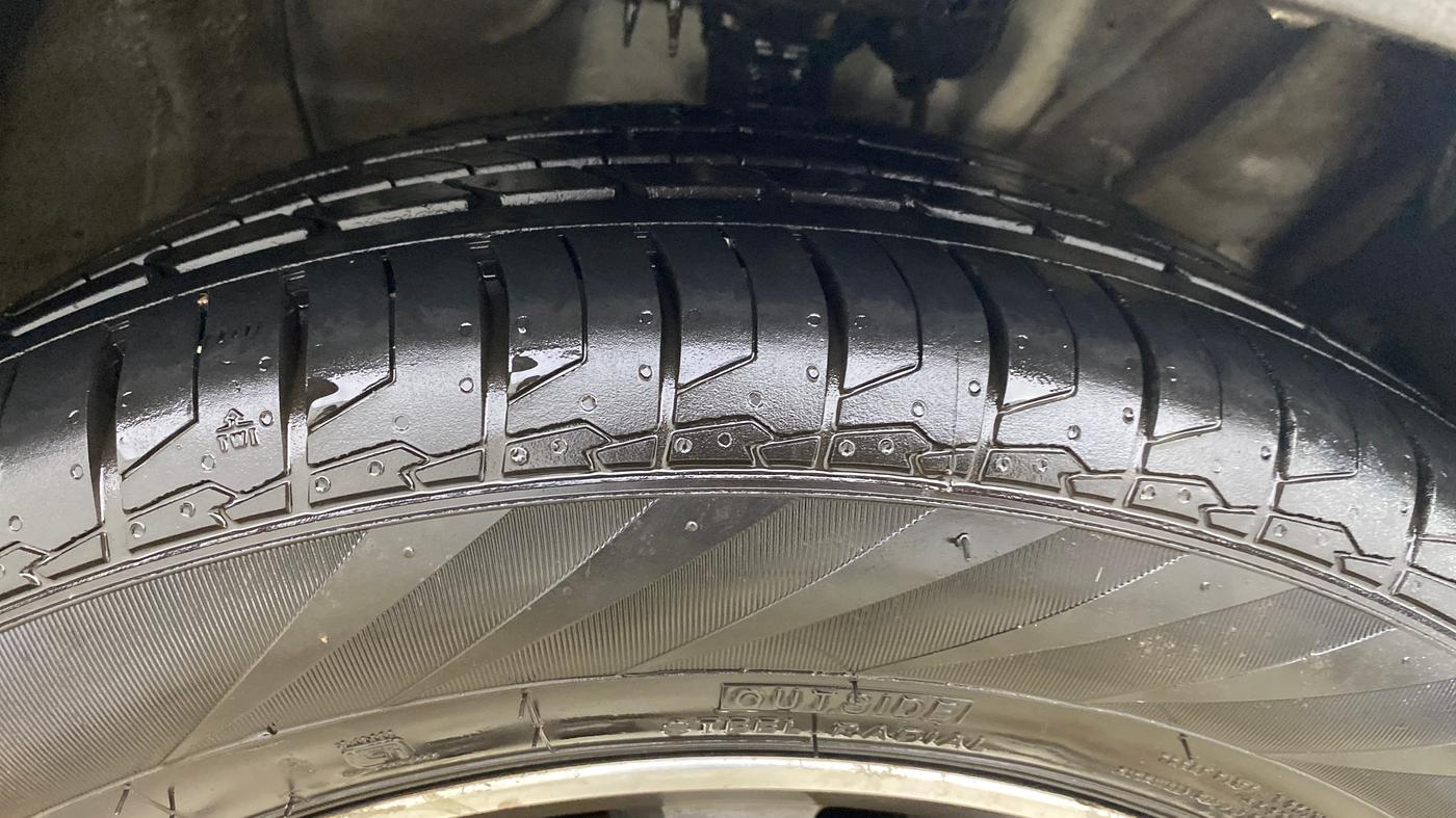 2023 Hyundai Creta SX 1.5 PETROL, Petrol, Manual, 1,05,308 km, Right Front Tyre Tread