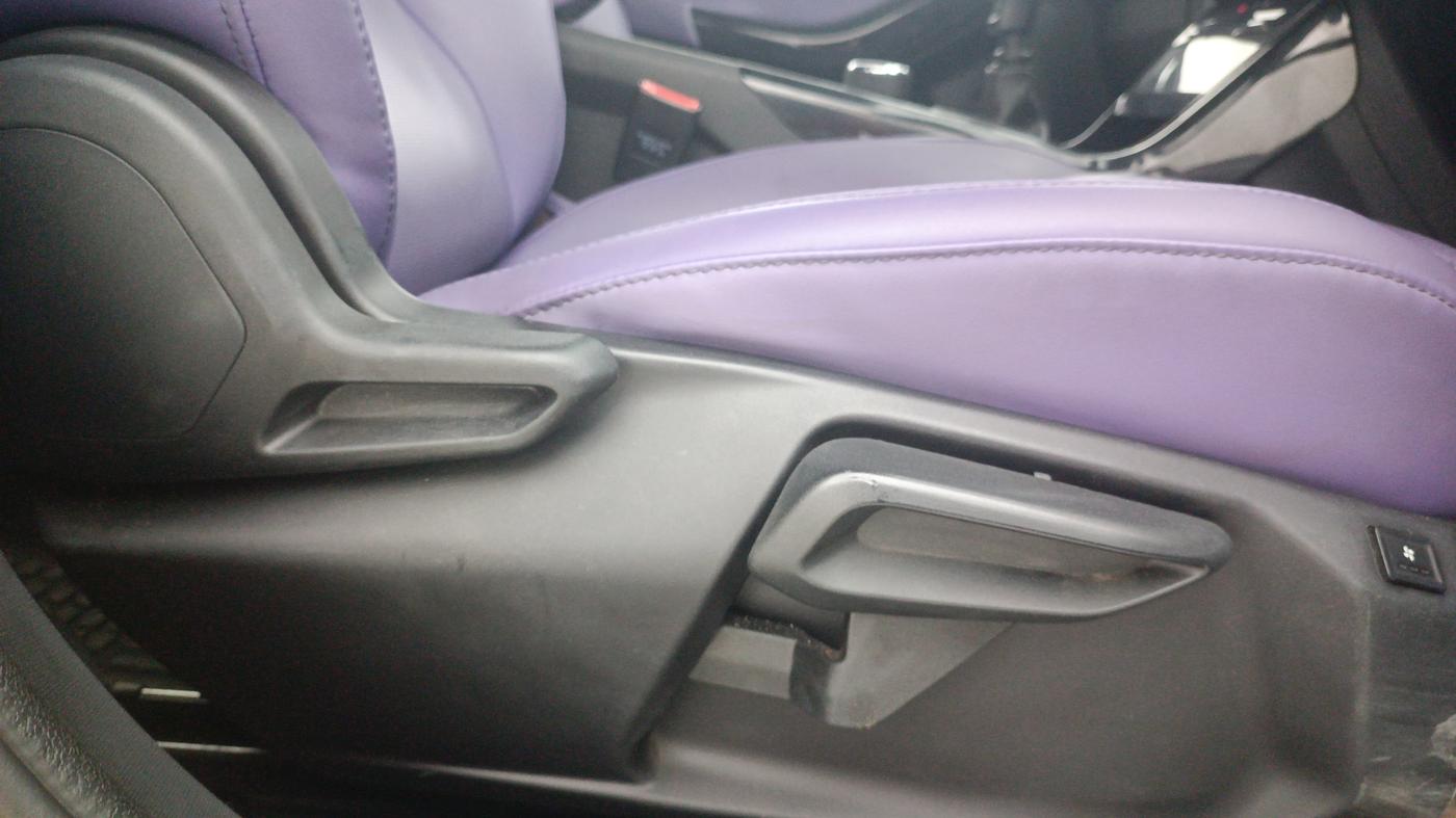 2023 Tata NEXON FEARLESS PURPLE + SUNROOF DUAL TONE 1.2 PETROL, Petrol, Manual, 25,480 km, Driver Side Adjustment Panel
