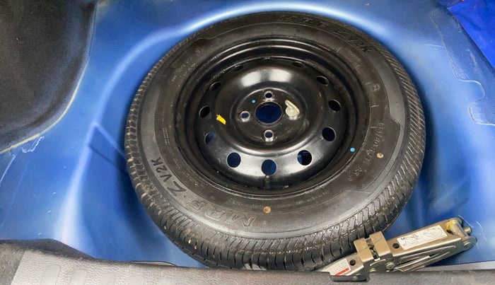 2016 Maruti Swift Dzire VXI, Petrol, Manual, 85,607 km, Spare Tyre