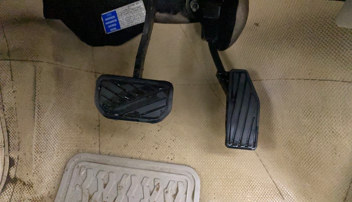 2019 Maruti Dzire VXI AMT, Petrol, Automatic, 89,000 km, Pedals