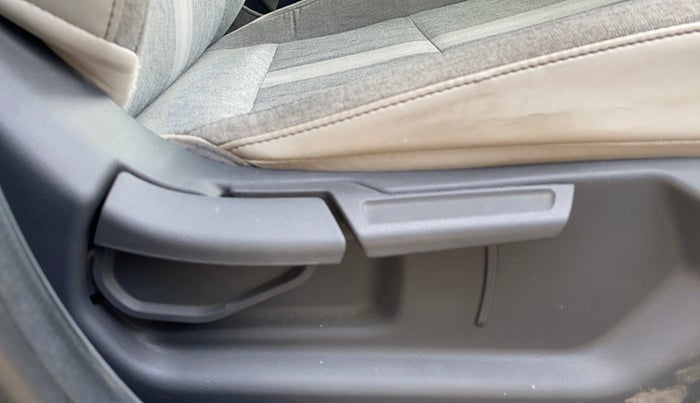 2020 Hyundai GRAND I10 NIOS SPORTZ AMT 1.2 KAPPA VTVT, Petrol, Automatic, 56,265 km, Driver Side Adjustment Panel