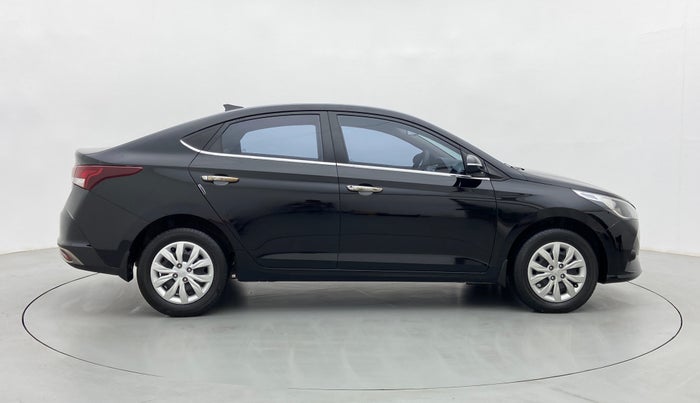 2020 Hyundai Verna S PLUS 1.5 VTVT, Petrol, Manual, 31,552 km, Right Side View