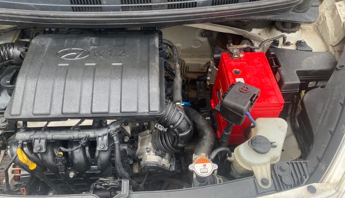 2015 Hyundai Grand i10 SPORTZ 1.2 KAPPA VTVT, Petrol, Manual, 60,718 km, Engine View - Left