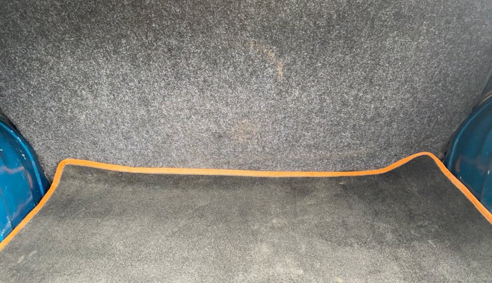 2019 Renault Kwid RXL 1.0 AMT, Petrol, Automatic, 29,041 km, Boot Inside