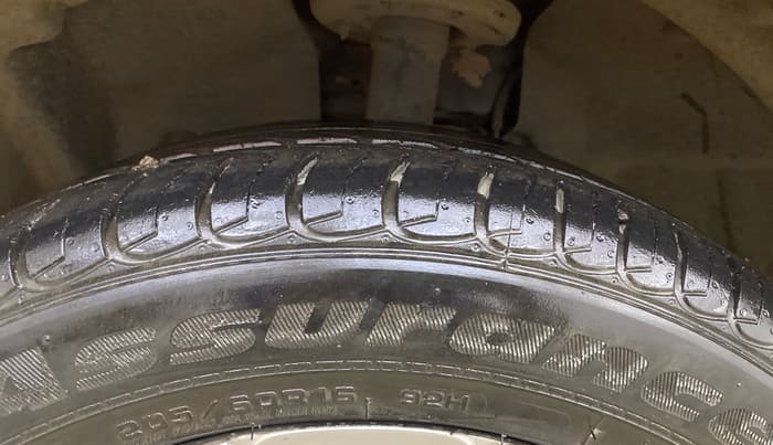 2014 Ford Ecosport TITANIUM 1.5L DIESEL, Diesel, Manual, 61,694 km, Left Front Tyre Tread