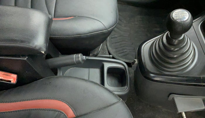 2010 Maruti Ritz LXI, Petrol, Manual, 72,199 km, Gear Lever