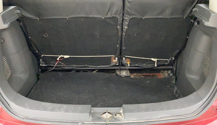 2010 Maruti Ritz LXI, Petrol, Manual, 72,199 km, Dicky (Boot door) - Parcel tray missing