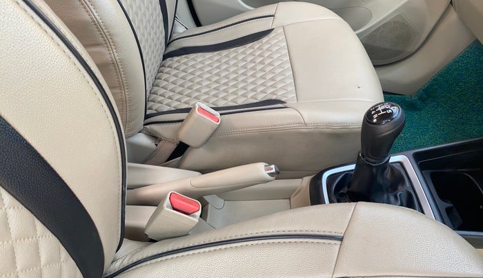 2019 Maruti Dzire VXI, Petrol, Manual, 51,333 km, Gear Lever