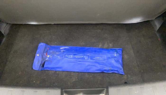 2014 Maruti Swift VXI, Petrol, Manual, 41,885 km, Boot Inside