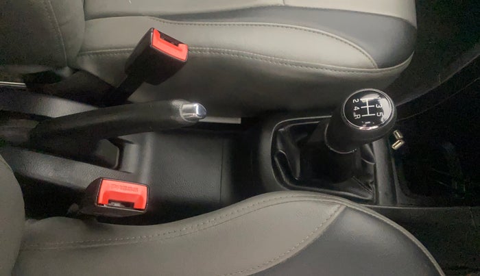 2014 Maruti Swift VXI, Petrol, Manual, 41,885 km, Gear Lever