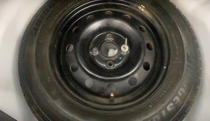 2014 Maruti Swift VXI, Petrol, Manual, 41,885 km, Spare Tyre