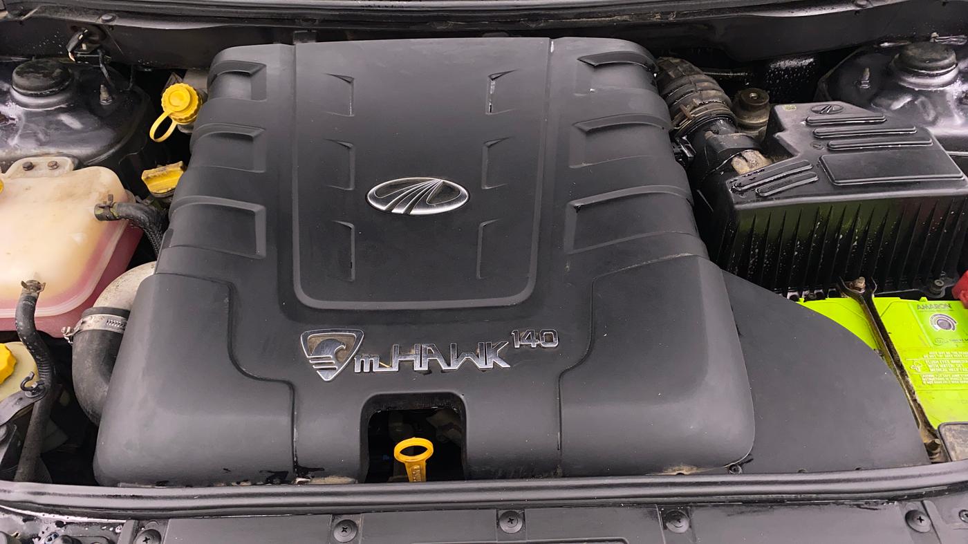 2016 Mahindra XUV500 W6, Diesel, Manual, 46,965 km, Engine View
