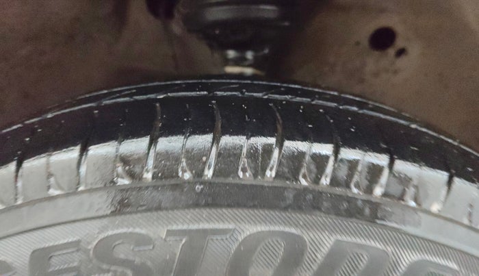 2016 Maruti Wagon R 1.0 LXI CNG, CNG, Manual, 73,617 km, Right Front Tyre Tread