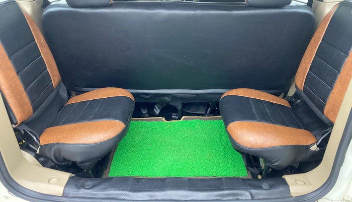 2022 Mahindra BOLERO NEO N 10, Diesel, Manual, 7,235 km, Third Seat Row ( optional )