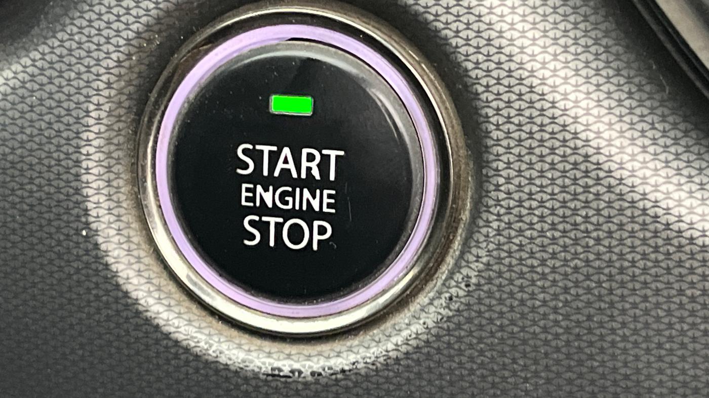 2021 Tata Harrier XZ PLUS 2.0L DARK EDITION, Diesel, Manual, 1,13,204 km, Keyless Start/ Stop Button