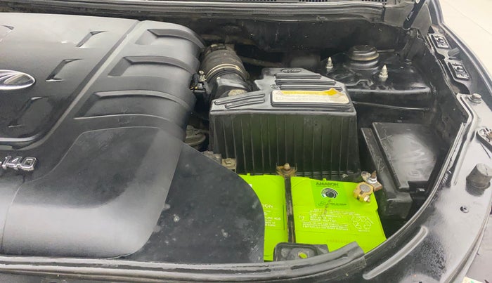 2015 Mahindra XUV500 W10 AWD, Diesel, Manual, 89,696 km, Engine View - Left