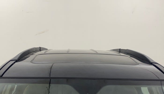 2015 Mahindra XUV500 W10 AWD, Diesel, Manual, 89,696 km, Moonroof/ Sunroof