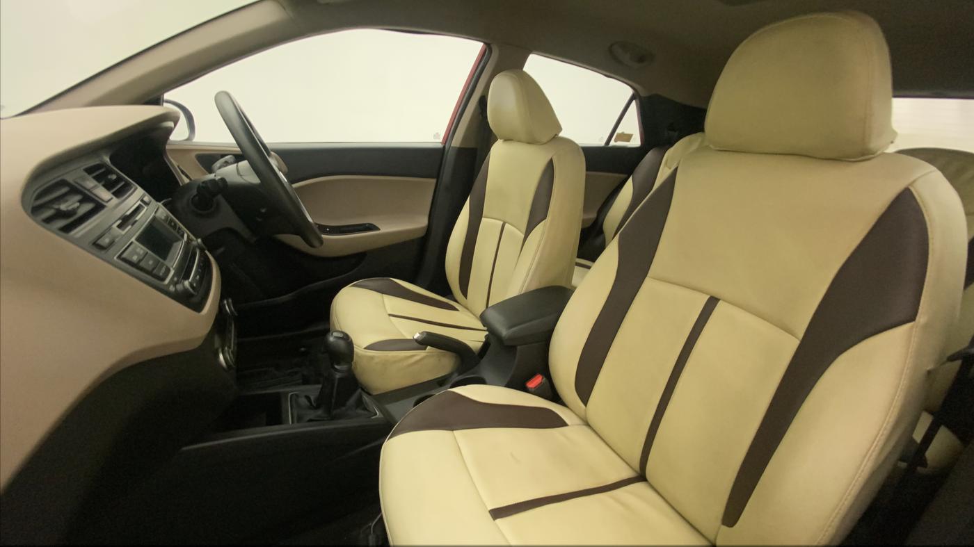 2015 Hyundai Elite i20 SPORTZ 1.2, Petrol, Manual, 30,141 km, Right Side Front Door Cabin