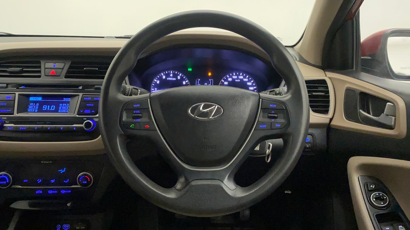 2015 Hyundai Elite i20 SPORTZ 1.2, Petrol, Manual, 30,141 km, Steering Wheel Close Up