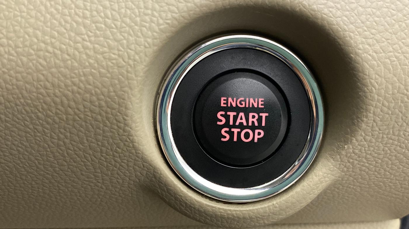 2017 Maruti Dzire ZXI PLUS AMT, Petrol, Automatic, 30,610 km, Keyless Start/ Stop Button