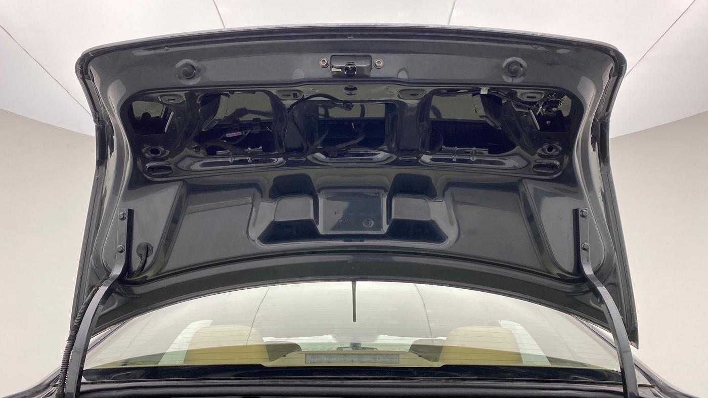 2018 Skoda Rapid 1.6 MPI STYLE AT, Petrol, Automatic, 55,226 km, Boot Door Open