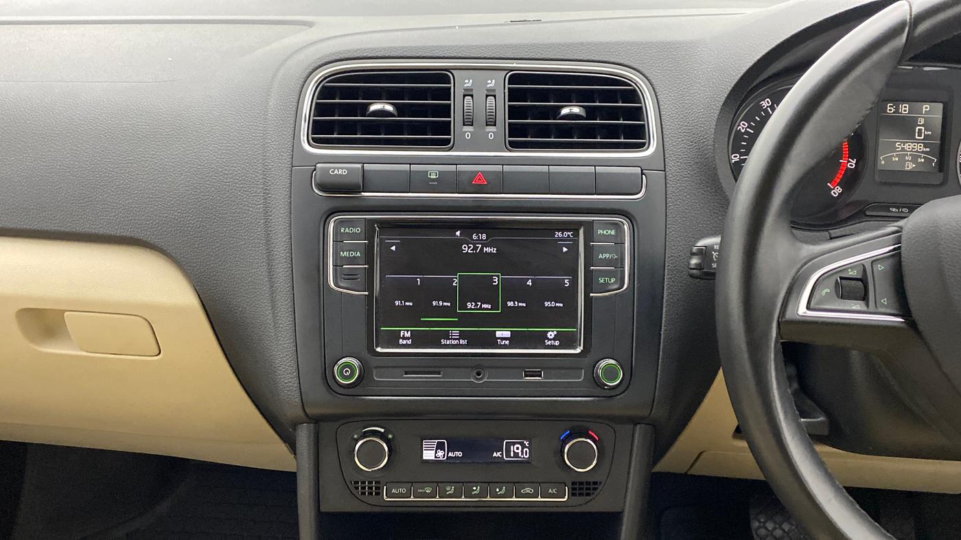 2018 Skoda Rapid 1.6 MPI STYLE AT, Petrol, Automatic, 55,226 km, Air Conditioner