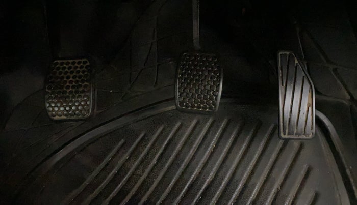 2017 Maruti Alto 800 VXI, Petrol, Manual, 28,947 km, Pedals