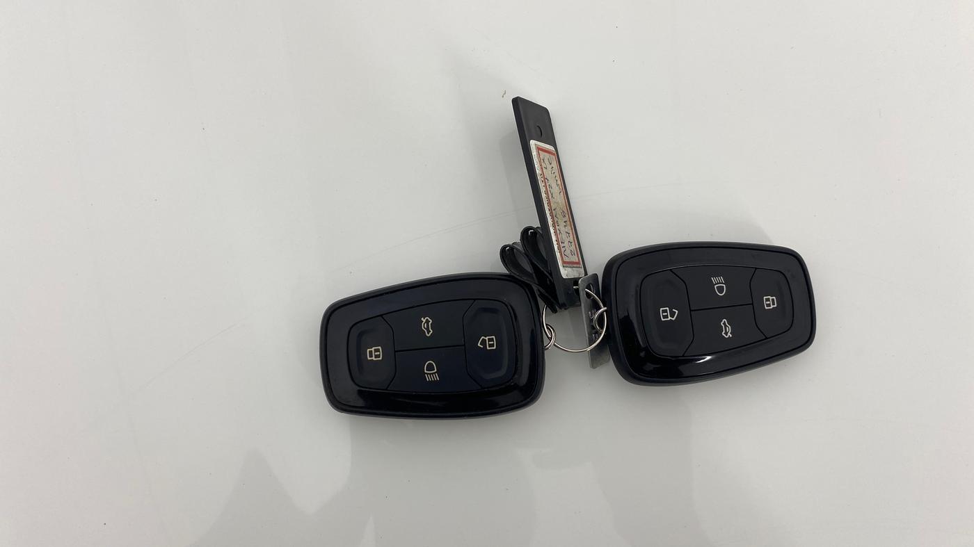 2023 Tata NEXON XZ Plus LUX, Petrol, Manual, 34,354 km, Key Close Up