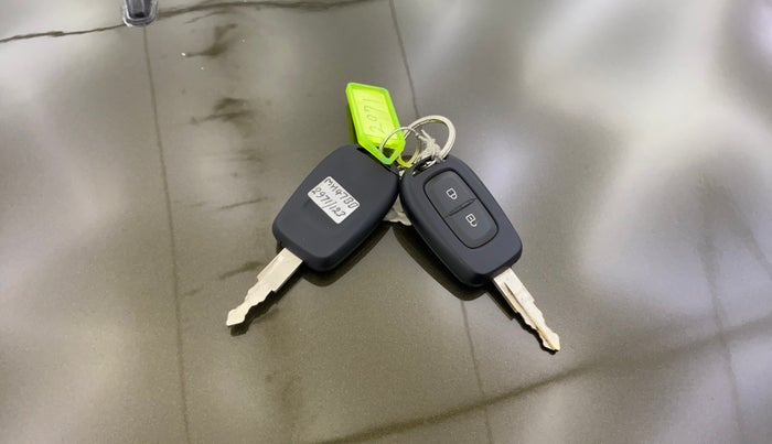 2021 Renault Kwid RXL 1.0 AMT, Petrol, Automatic, 13,208 km, Key Close Up