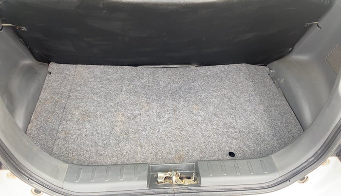 2017 Maruti Alto 800 LXI, Petrol, Manual, 45,989 km, Boot Inside