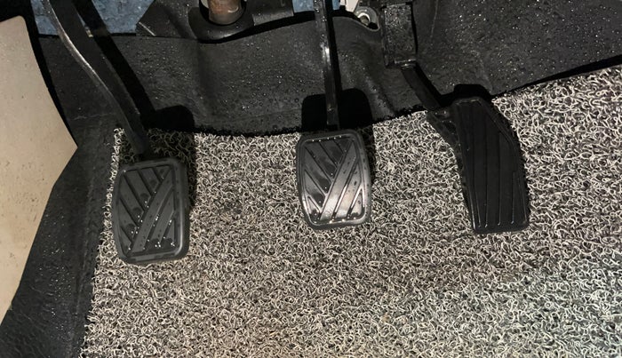 2024 Maruti Dzire VXI, Petrol, Manual, 22,482 km, Pedals